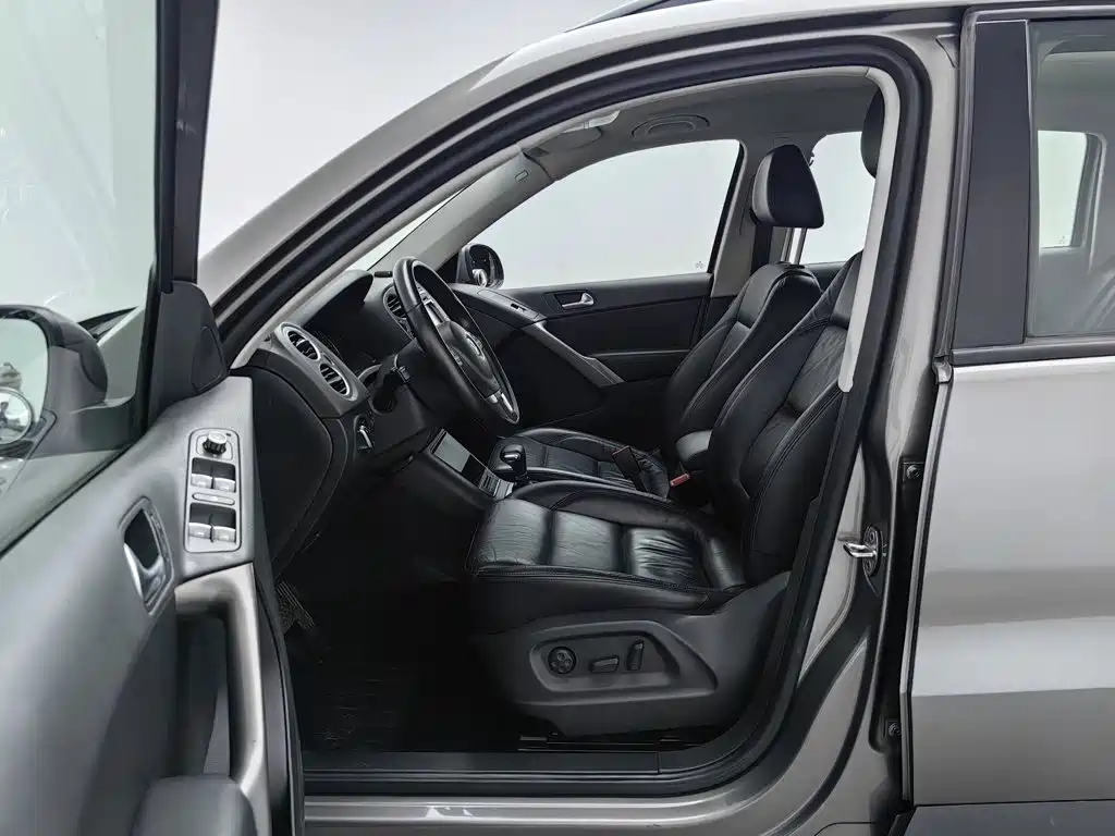 Volkswagen Tiguan — миниатюра 10