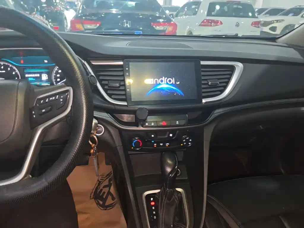 Buick Excelle — миниатюра 13