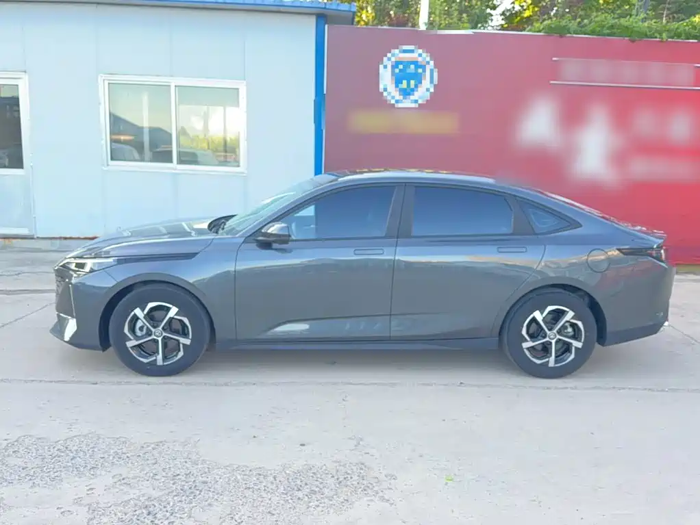 Changan Eado — миниатюра 12