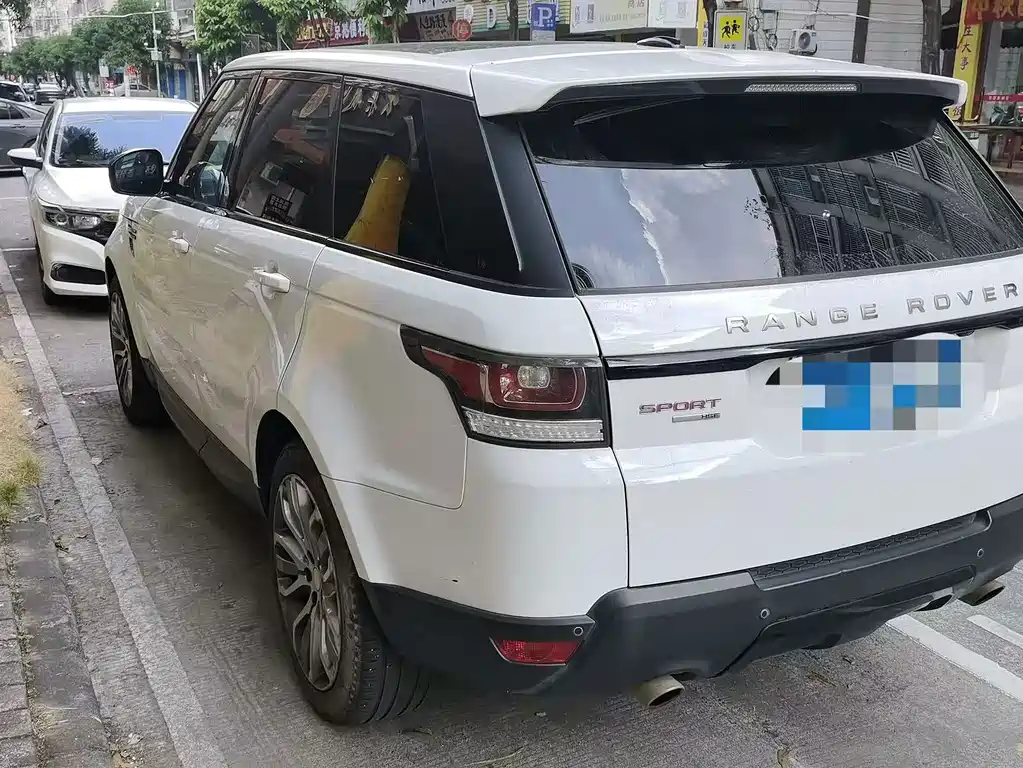 Land Rover Sport — миниатюра 2