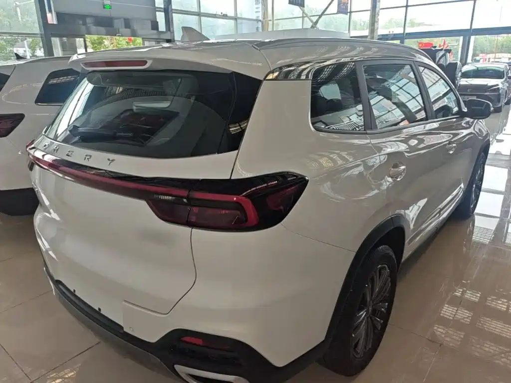 Chery Tiggo 8 — миниатюра 7