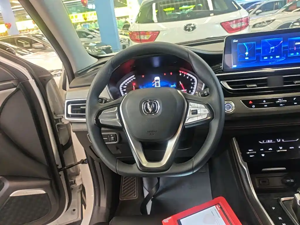 Changan CS75 — миниатюра 11