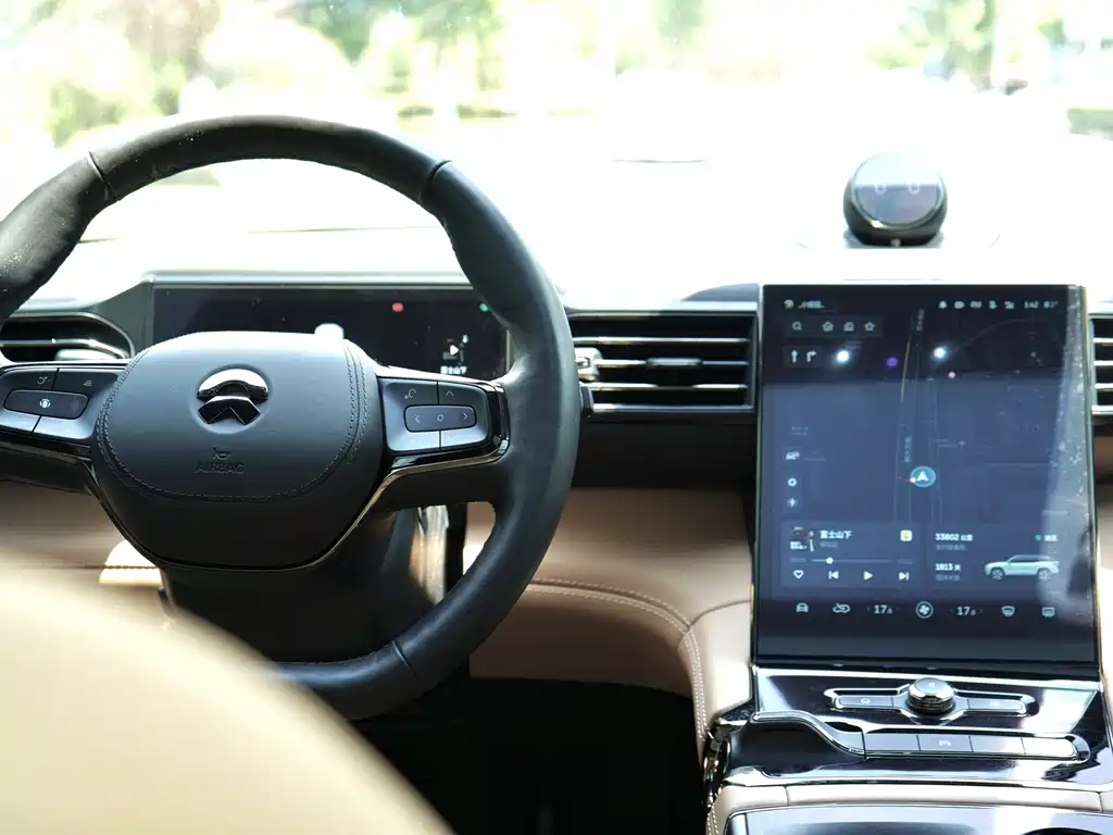 NIO ES8 — миниатюра 15