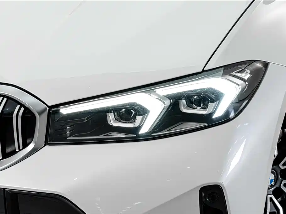 BMW 3 Series — миниатюра 4