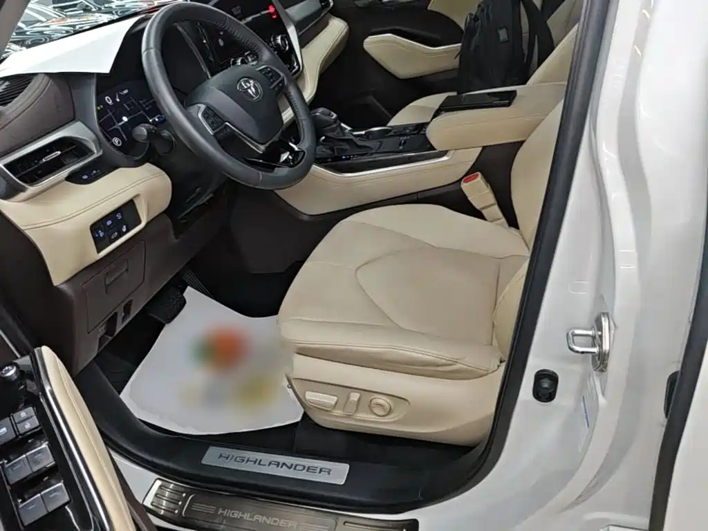 Toyota Highlander — миниатюра 15