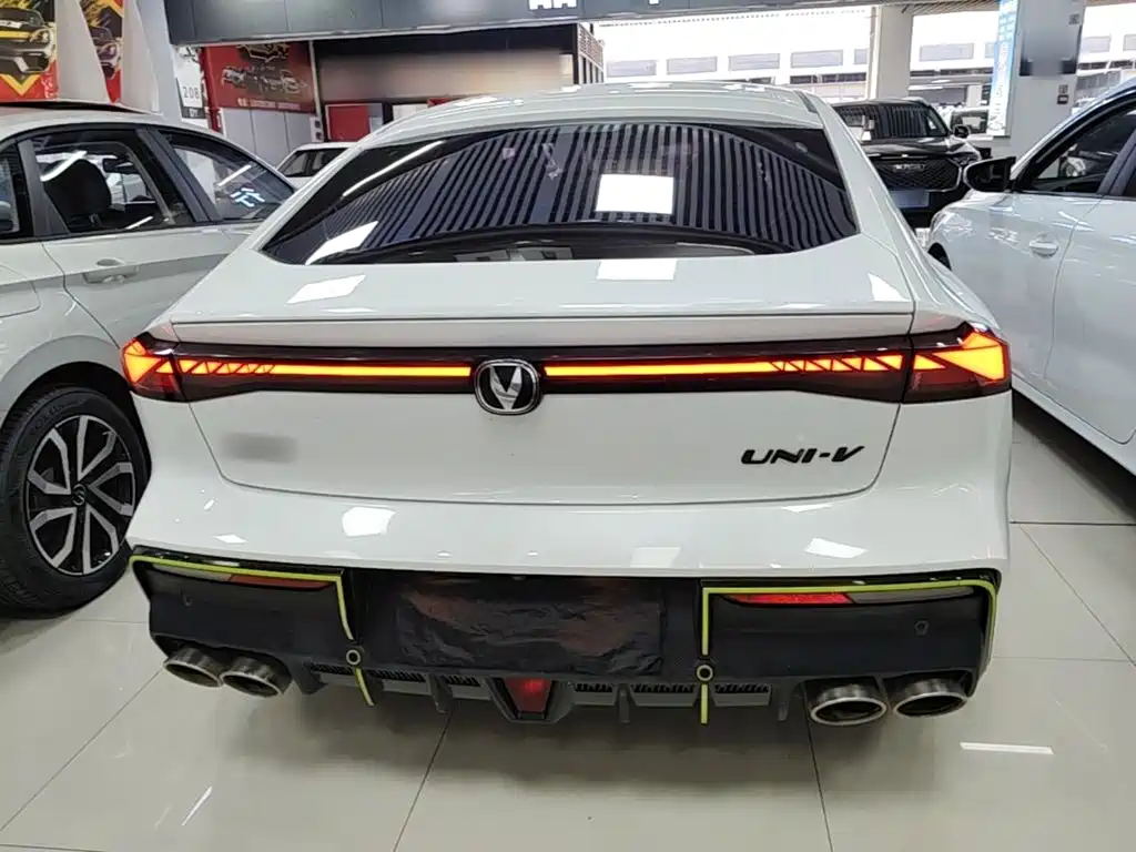 Changan UNI-V — миниатюра 6
