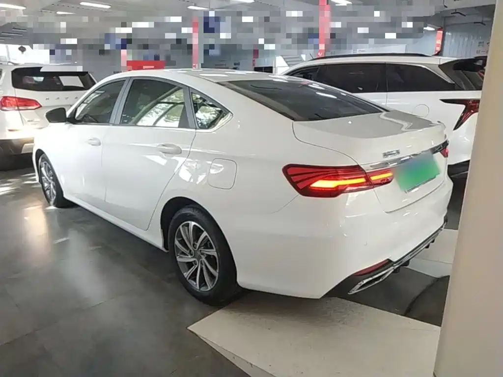 Geely Binrui — миниатюра 5