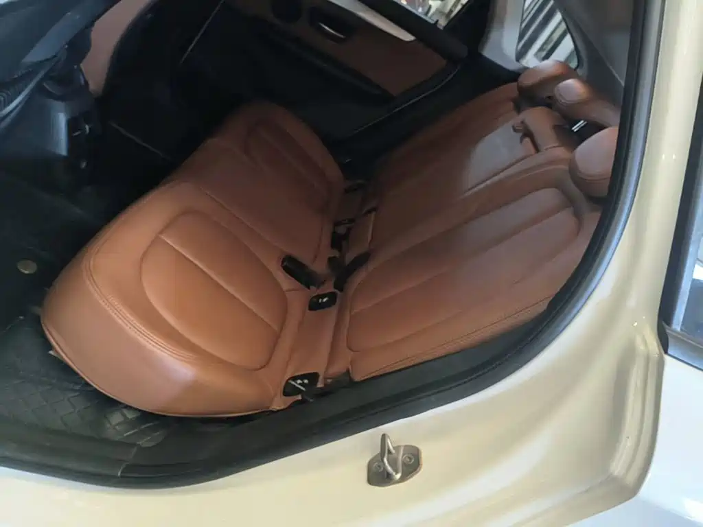 BMW 2 Series Active Tourer — миниатюра 17