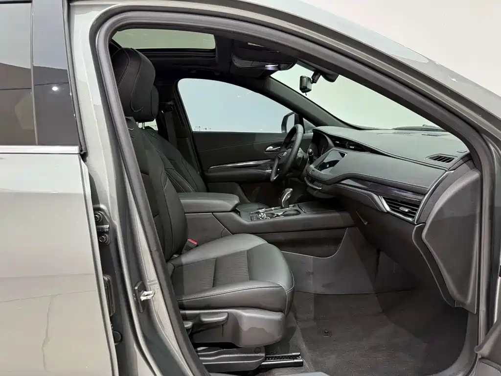 Cadillac XT4 — миниатюра 18