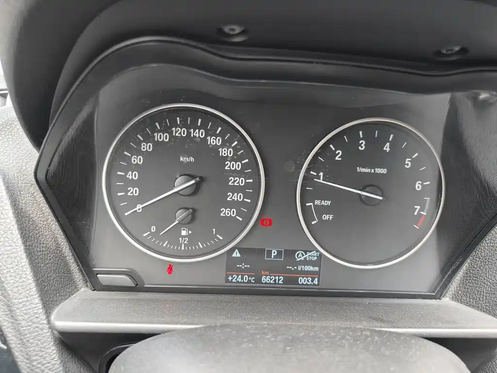 BMW 1 Series (Import) — миниатюра 10