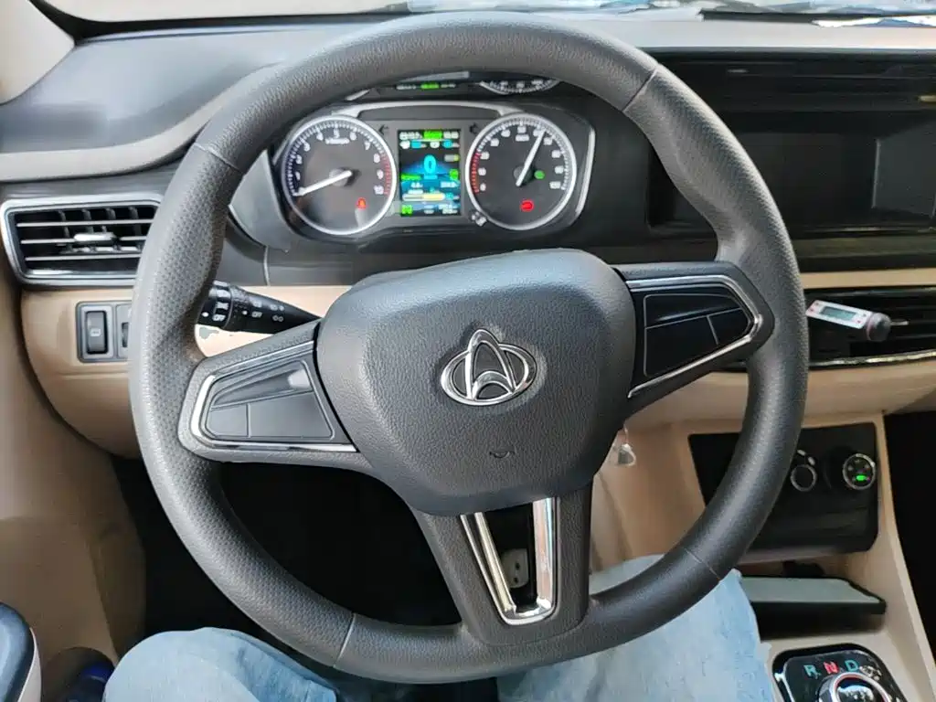 Kuayue Kuayue Star V7 EV — миниатюра 11