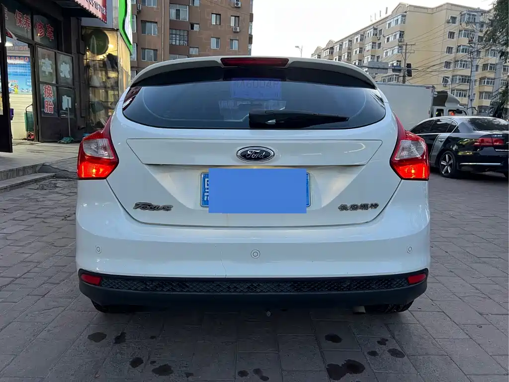Ford Focus — миниатюра 6