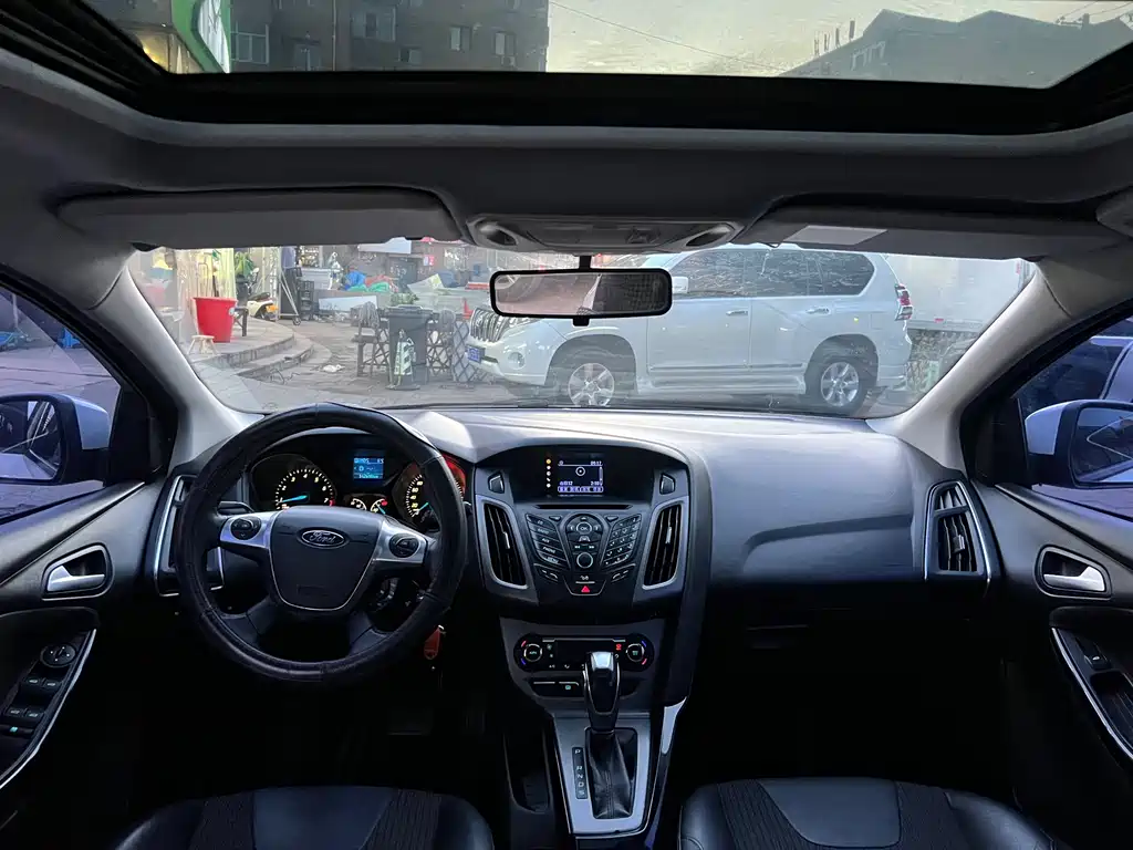 Ford Focus — миниатюра 9