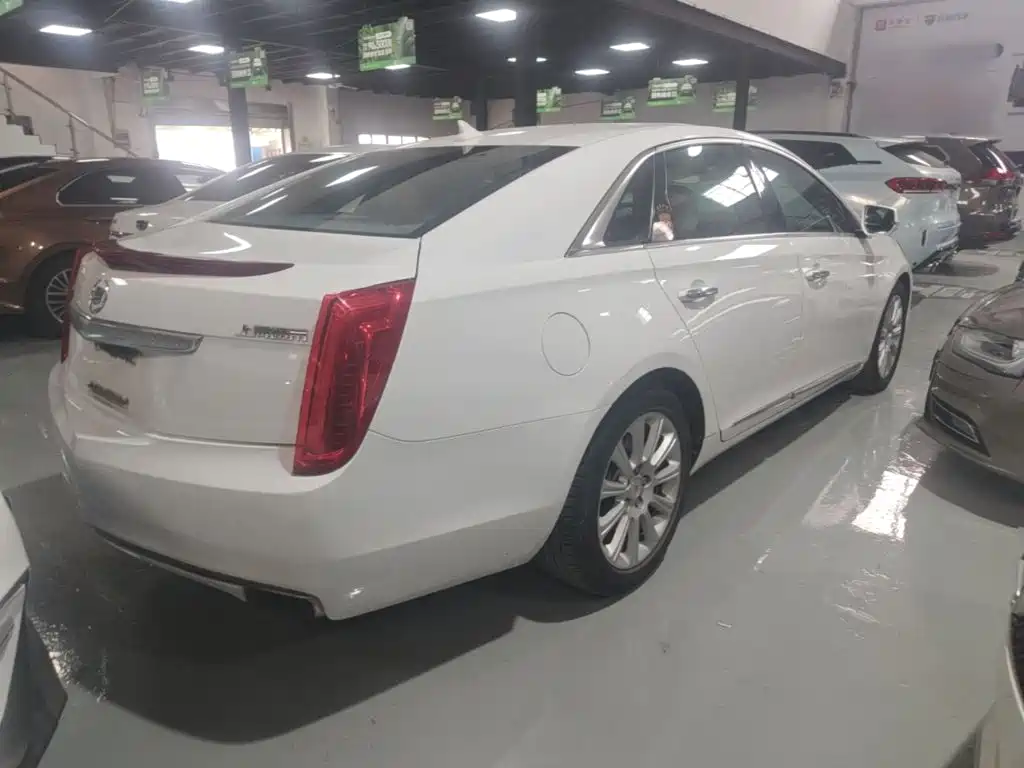 Cadillac XTS — миниатюра 7