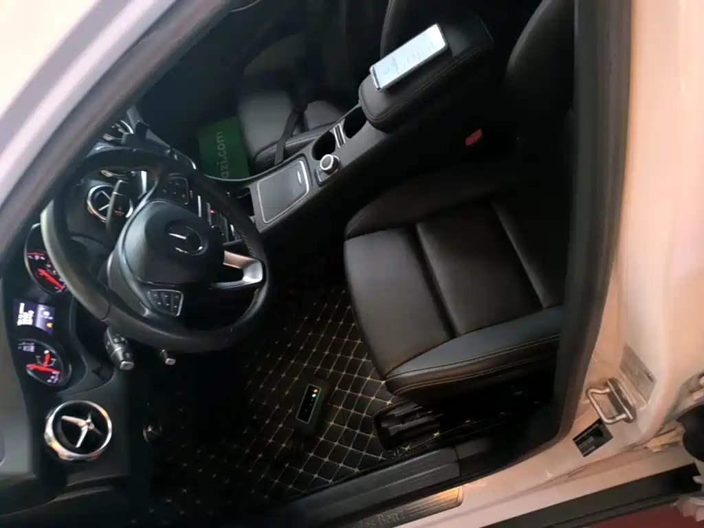 Mercedes-Benz GLA — миниатюра 15