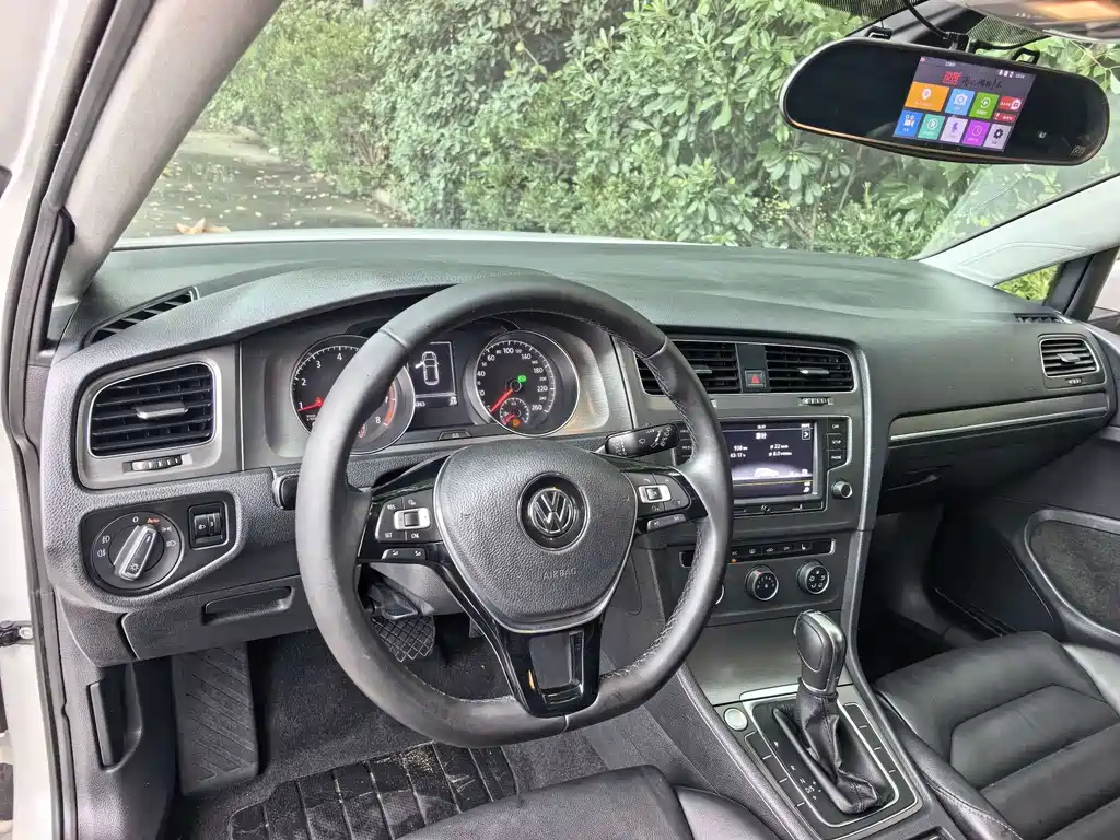 Volkswagen Golf — миниатюра 7