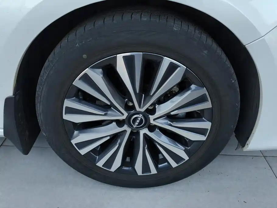 Nissan Teana — миниатюра 6