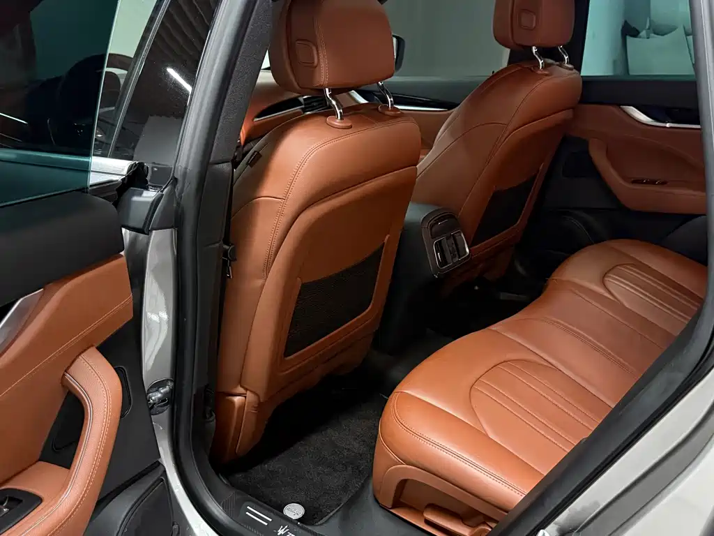 Maserati Levante — миниатюра 8