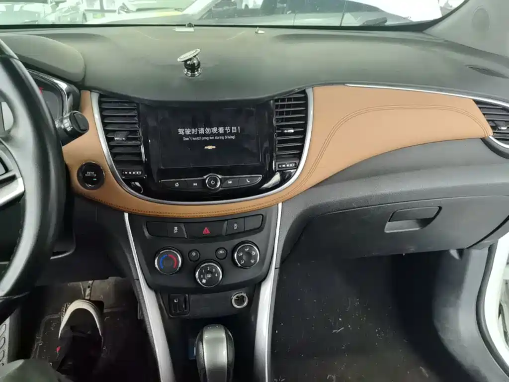 Chevrolet Trax — миниатюра 13