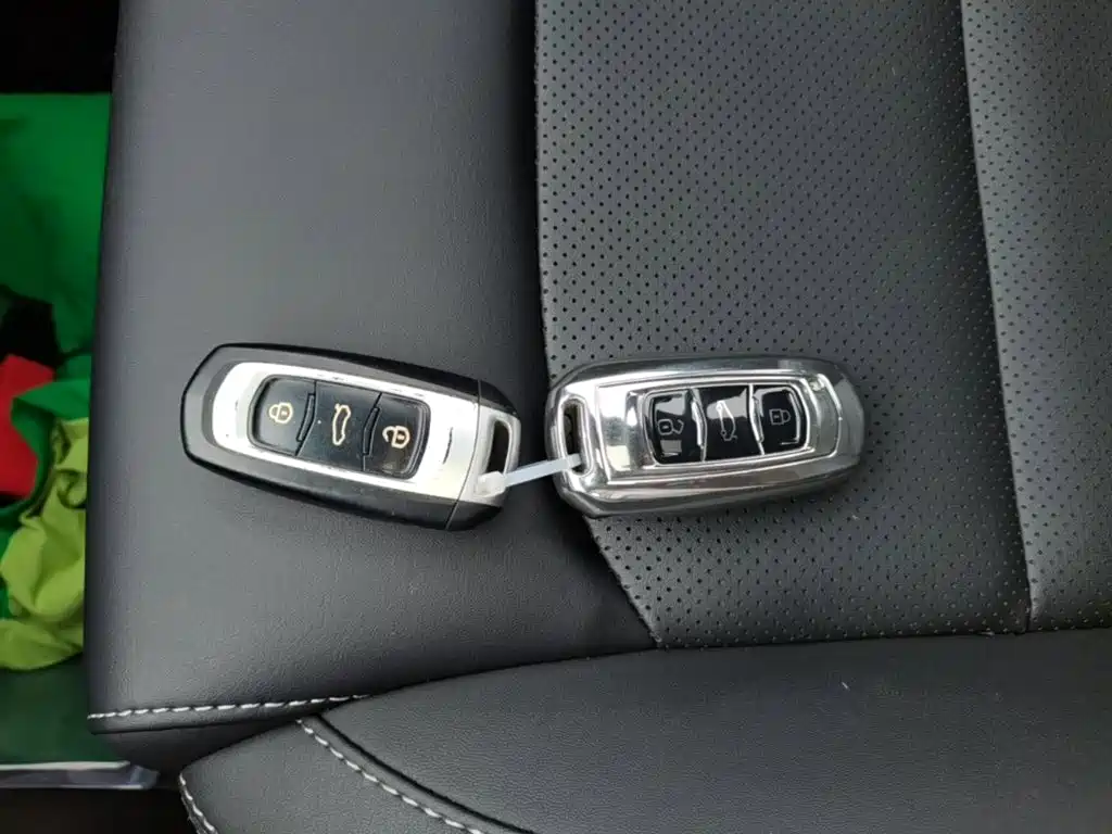 Geely Emgrand — миниатюра 9