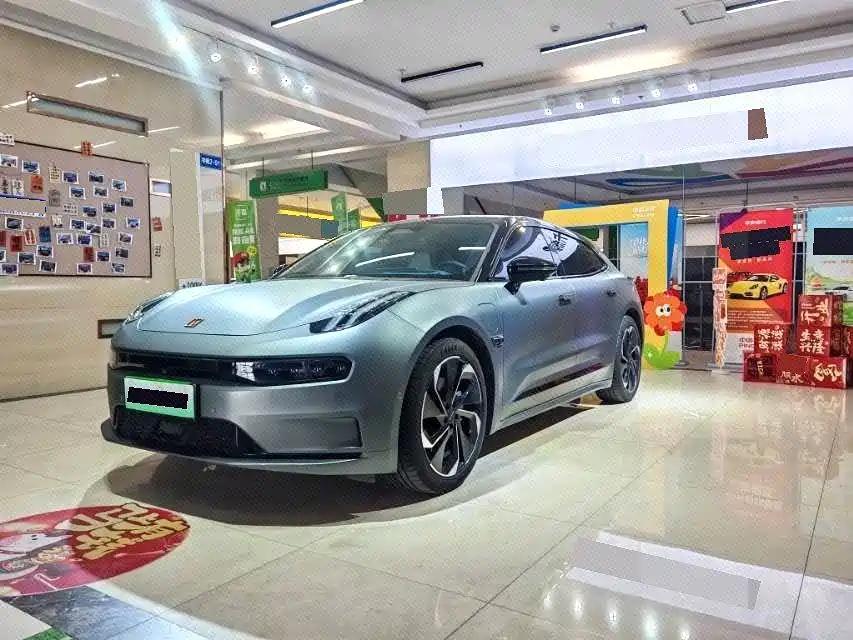 Zeekr 001