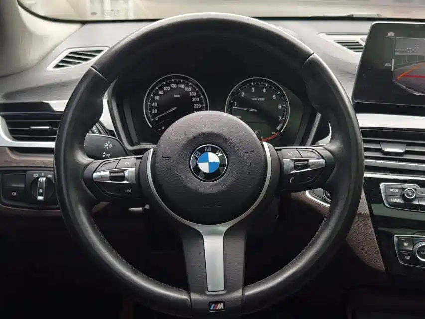 BMW X1 — миниатюра 4
