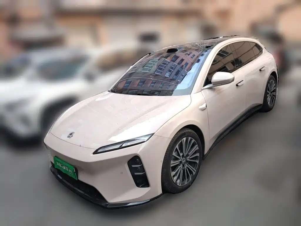 NIO ET5T