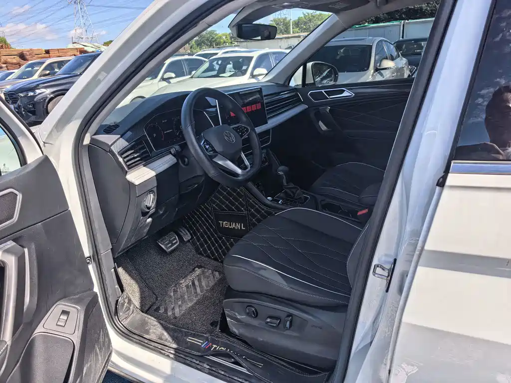Volkswagen Tiguan X — миниатюра 4