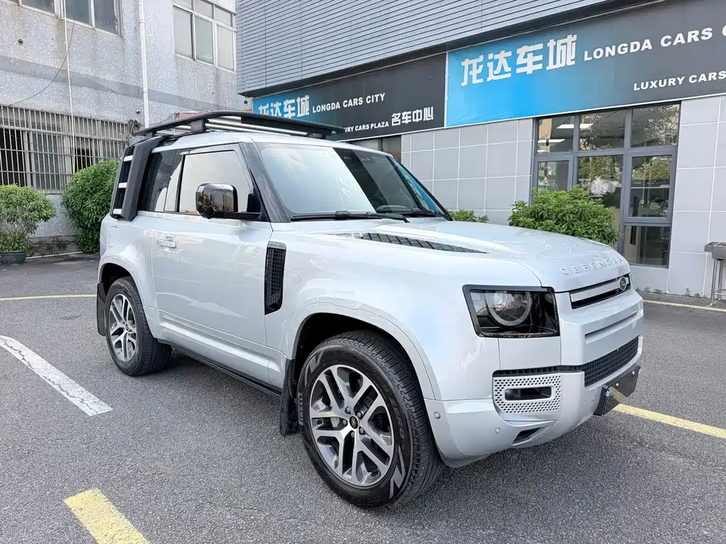 Land Rover Defender — миниатюра 3