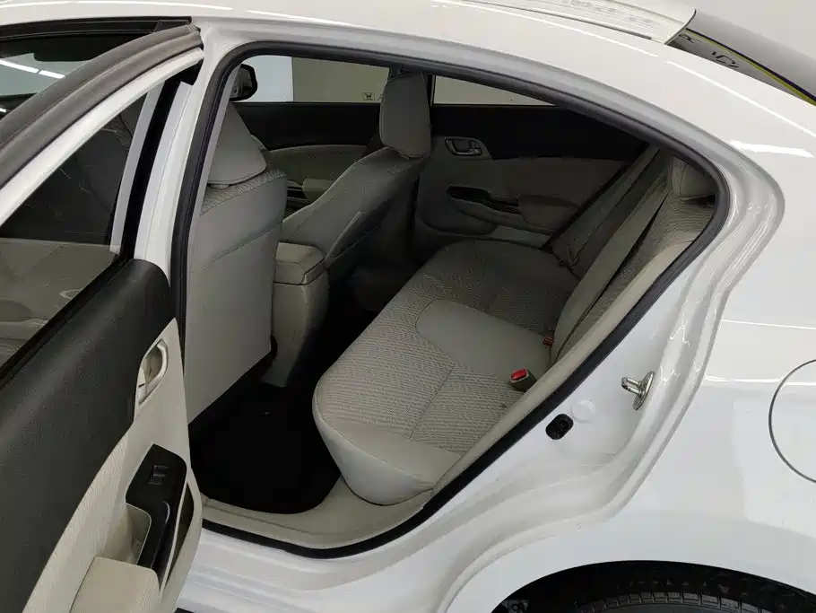 Honda Civic — миниатюра 11