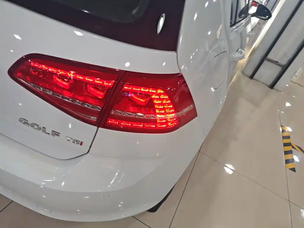 Volkswagen Golf — миниатюра 8