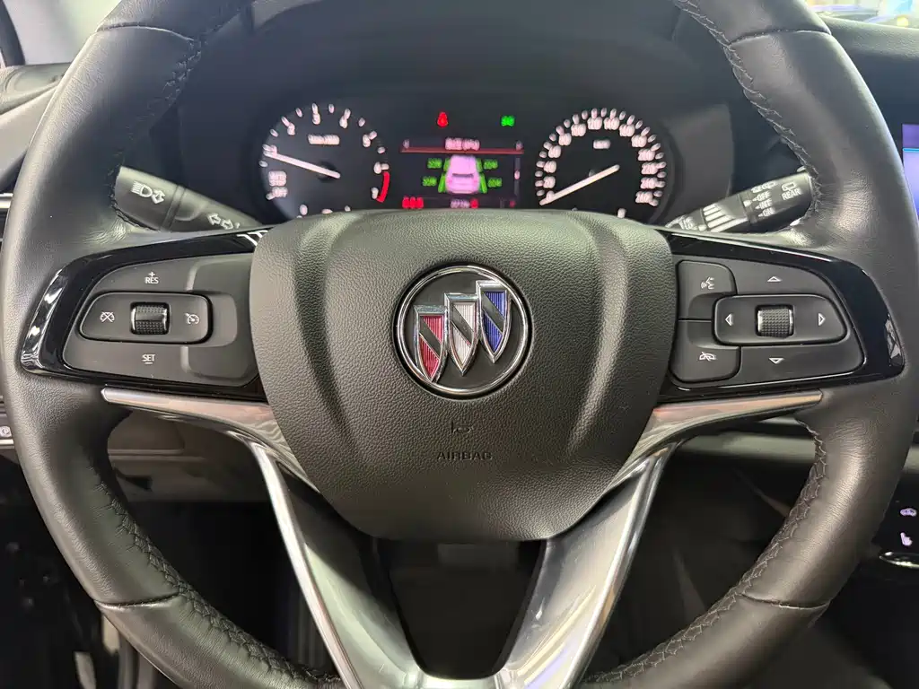 Buick Enclave — миниатюра 10