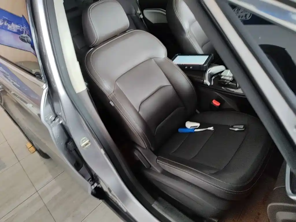 Geely Jia Ji — миниатюра 25