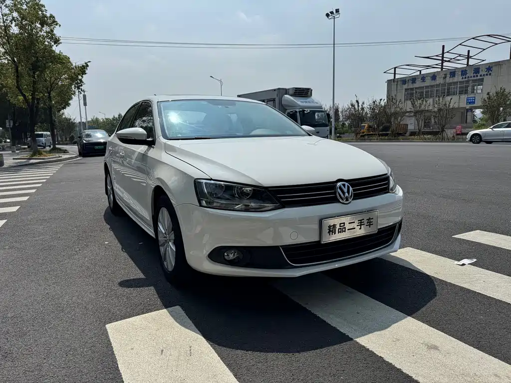 Volkswagen Sagitar — миниатюра 3