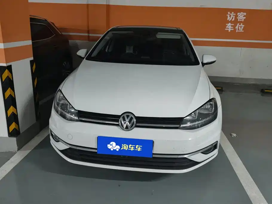 Volkswagen Golf 2018 230TSI AT Luxury