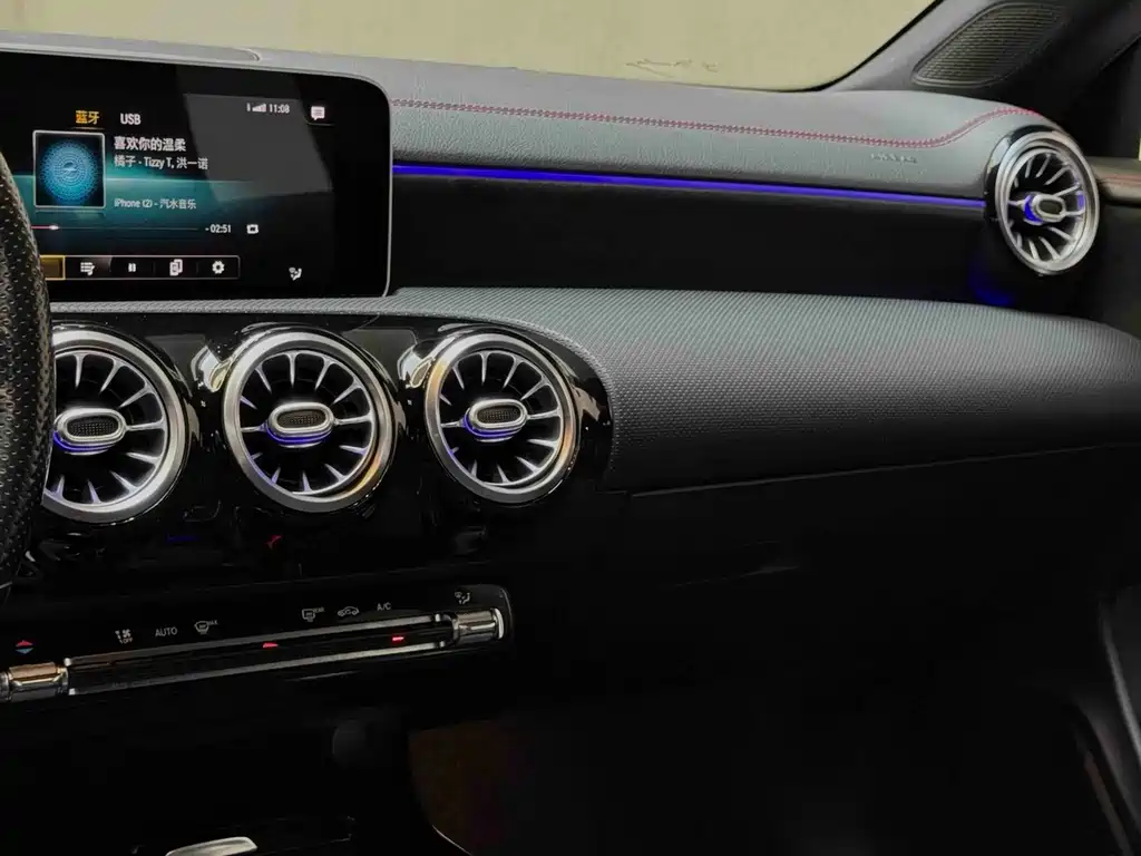 Mercedes-Benz CLA (Import) — миниатюра 14