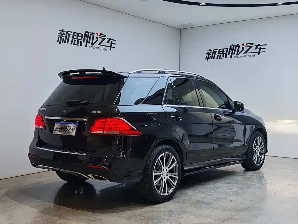 Mercedes-Benz GLE (Import) — миниатюра 5