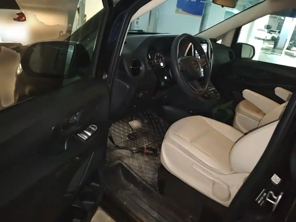 Mercedes-Benz Vito — миниатюра 16