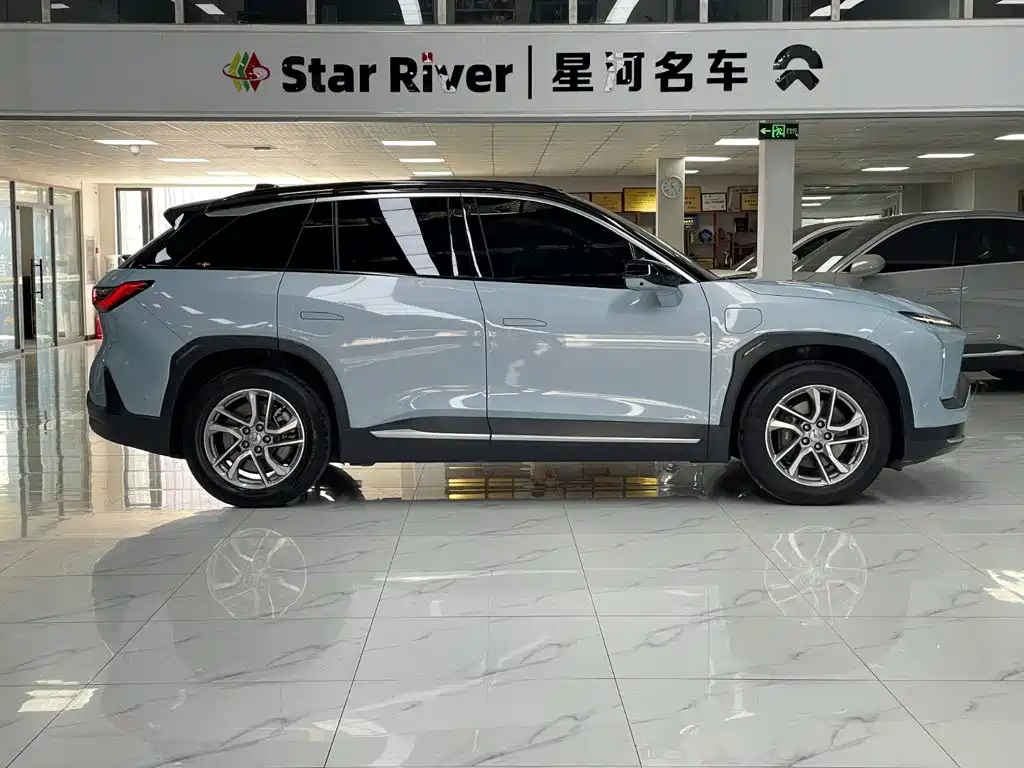 NIO ES6 — миниатюра 4