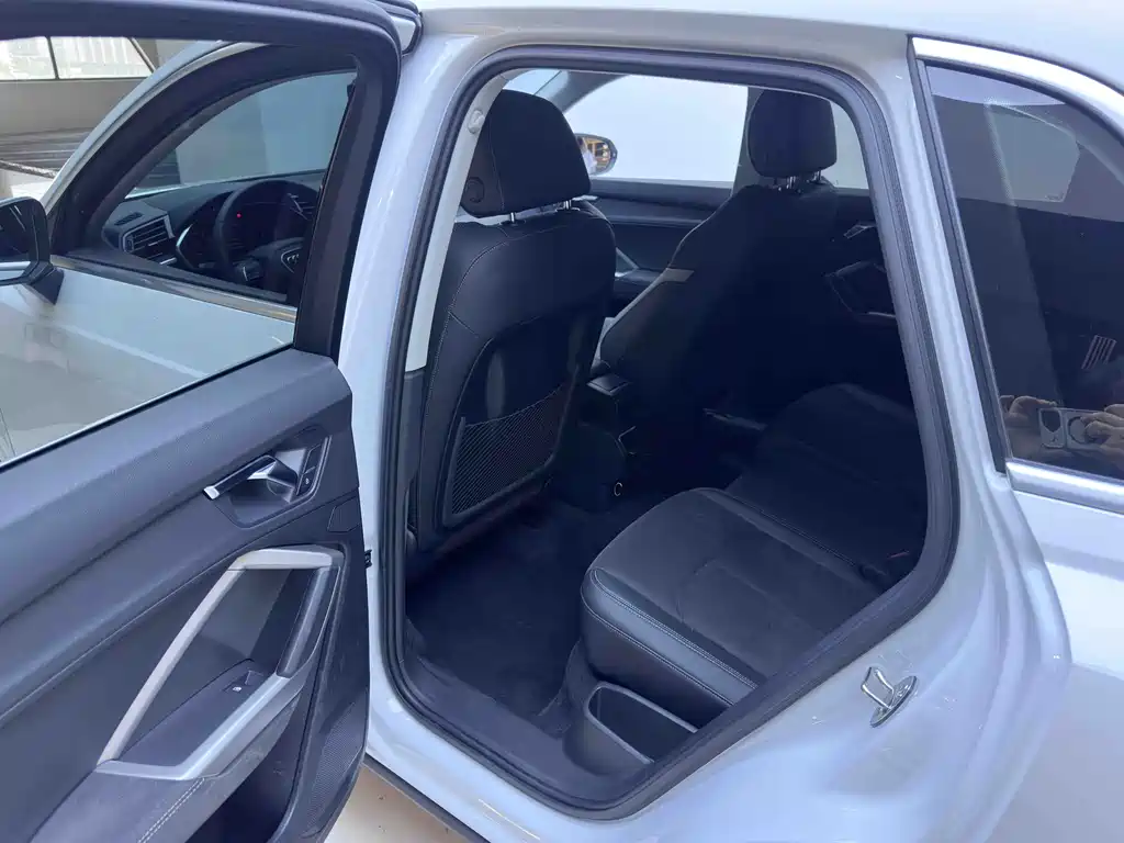 Audi Q3 — миниатюра 8