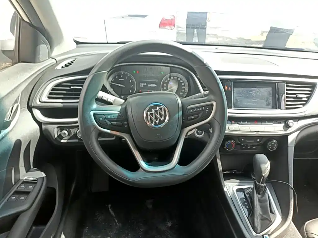 Buick Excelle — миниатюра 11