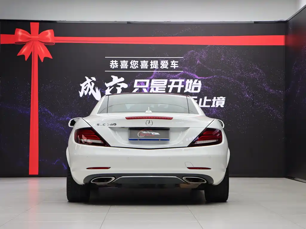 Mercedes-Benz SLC — миниатюра 10