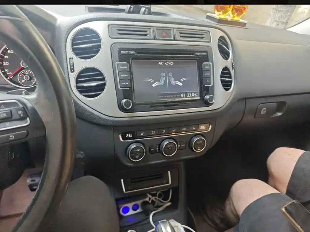 Volkswagen Tiguan — миниатюра 12