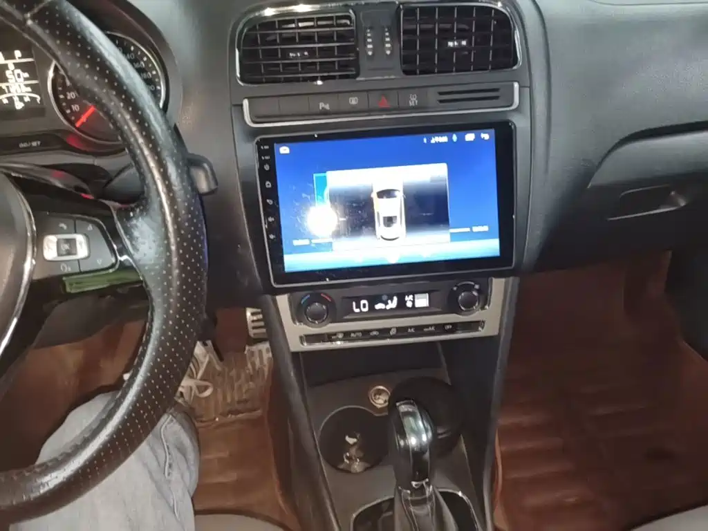Volkswagen Polo — миниатюра 13