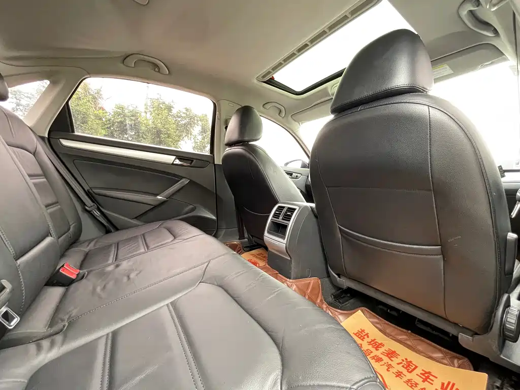 Volkswagen Passat — миниатюра 11