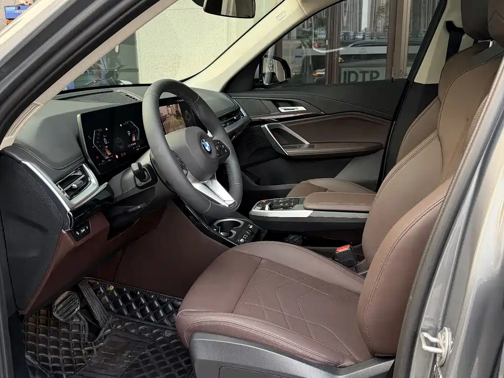 BMW X1 — миниатюра 6
