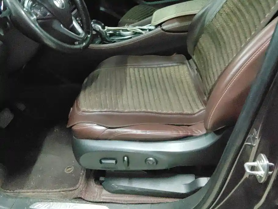 Buick Envision Plus — миниатюра 9