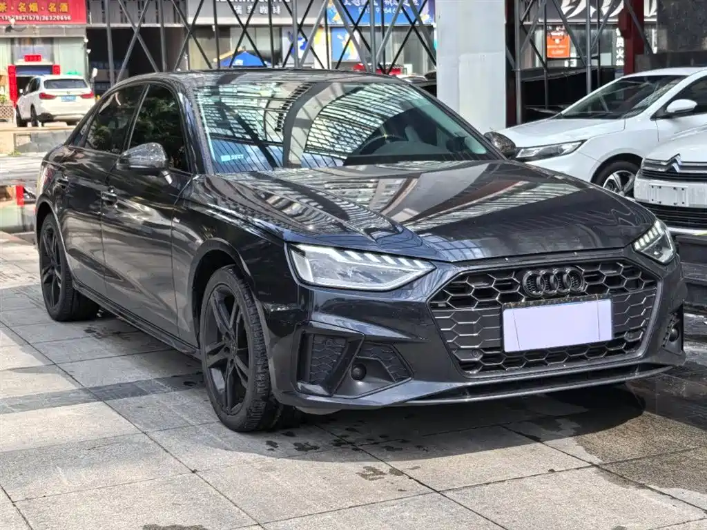 Audi A4L 2021