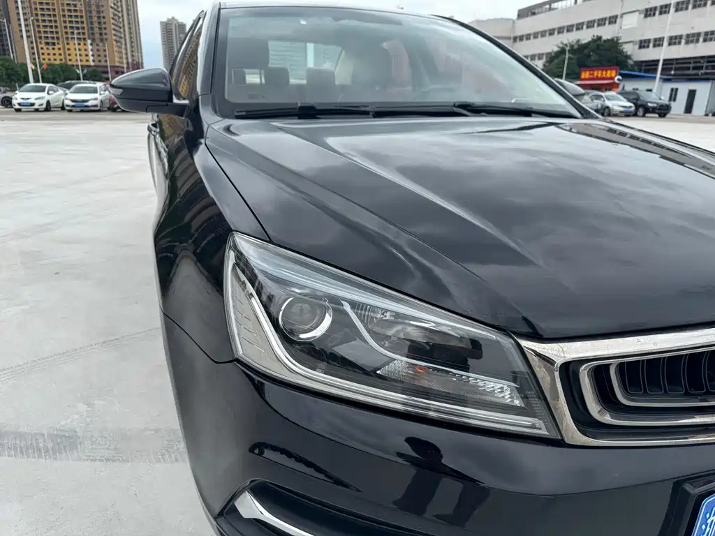 Geely Emgrand — миниатюра 13