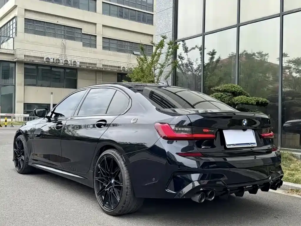 BMW 3 Series — миниатюра 13